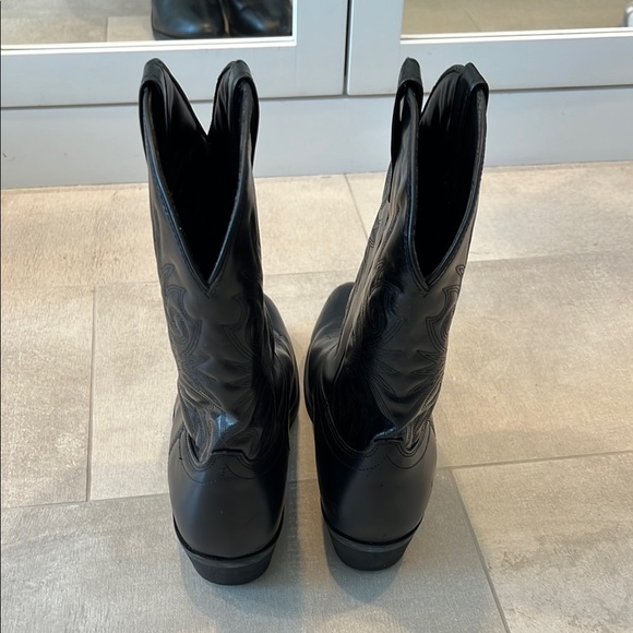 Classic Black Leather Cowboy Boots - Picture 2 of 12